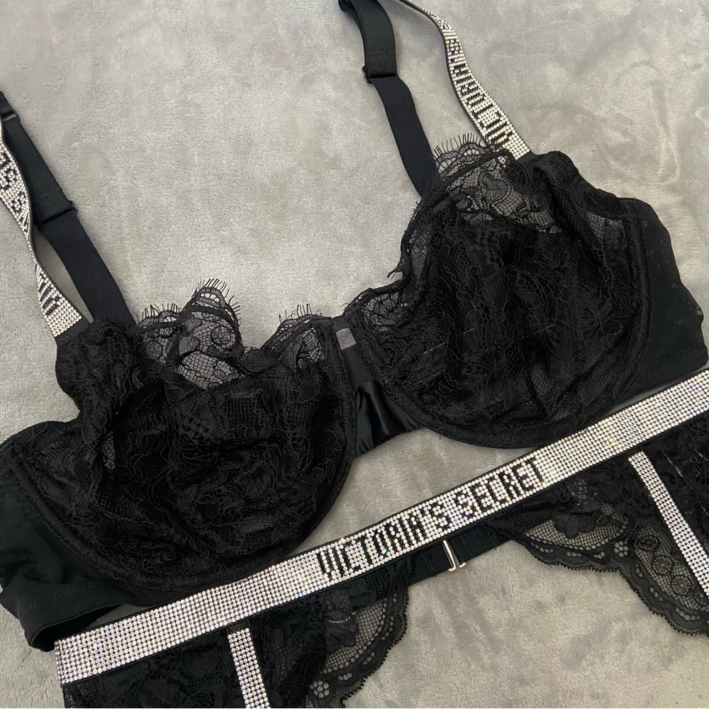 New! Victoria’s Secret Shine Strap Unlined Demi Bra & Garter Belt Set 10370 - Picture 4 of 7